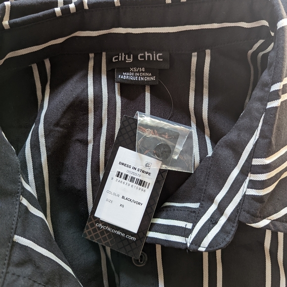 City Chic size 14 tiered button front striped, sleeveless dress. Black and white - Picture 4 of 5